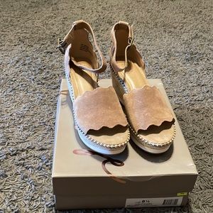 Crown Vintage Espadrilles Size 8 1/2 New!